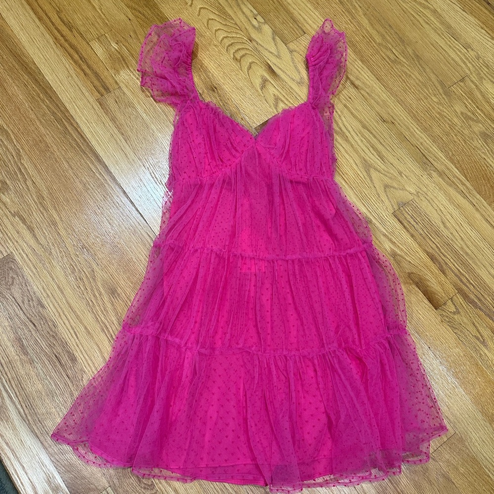 NWT Ruffle sleeve boutique dress in pink!